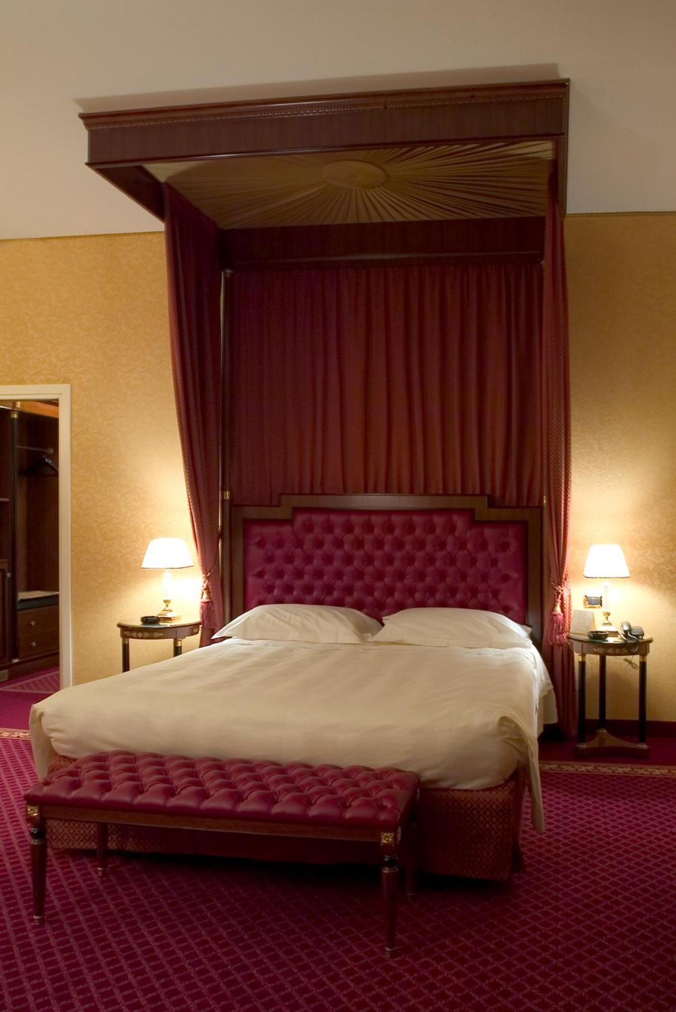 Hotel Maxim Peschiera Borromeo Zewnętrze zdjęcie