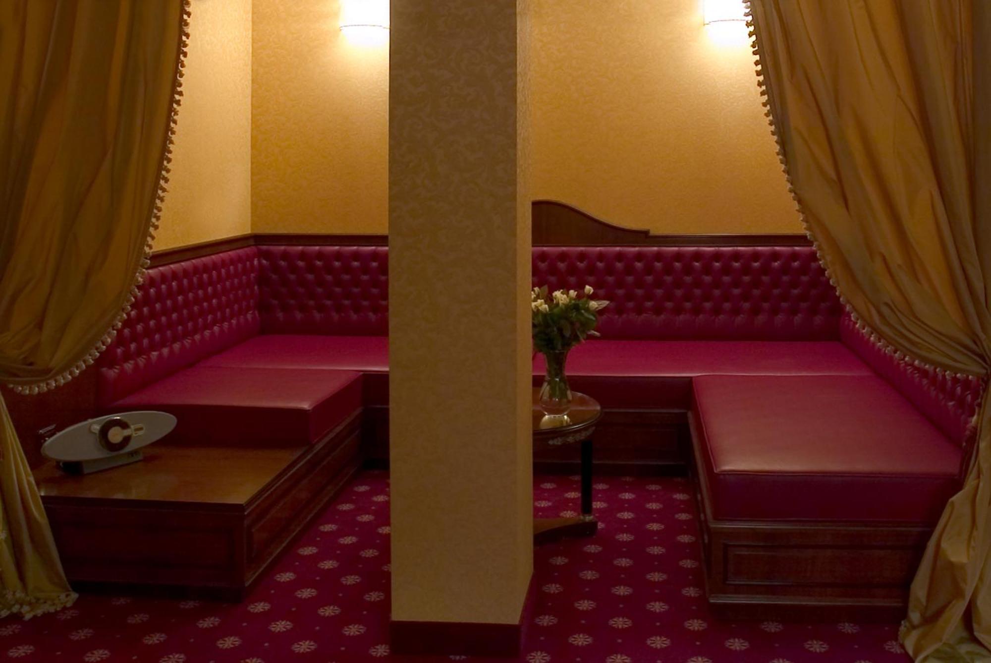 Hotel Maxim Peschiera Borromeo Zewnętrze zdjęcie