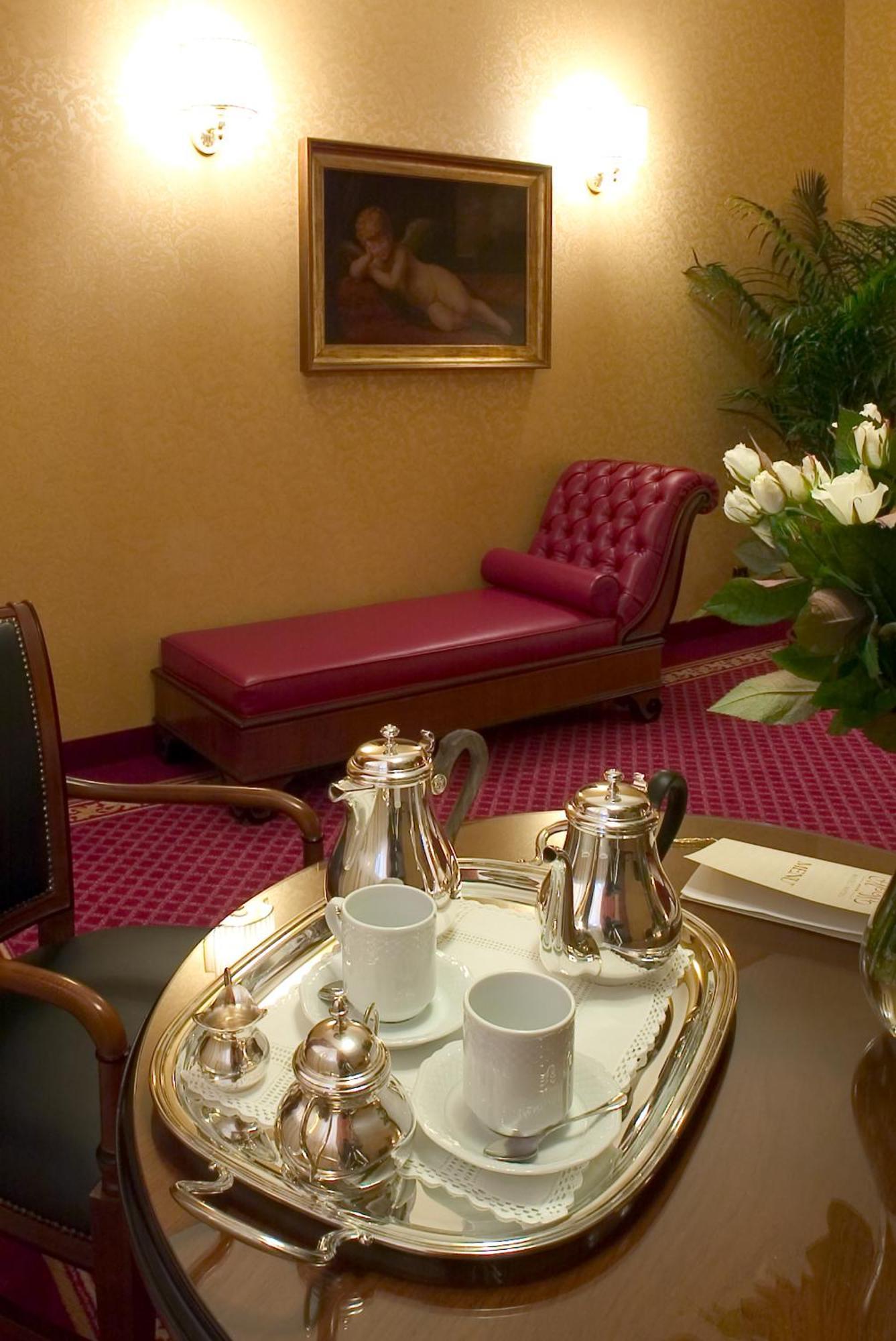 Hotel Maxim Peschiera Borromeo Zewnętrze zdjęcie