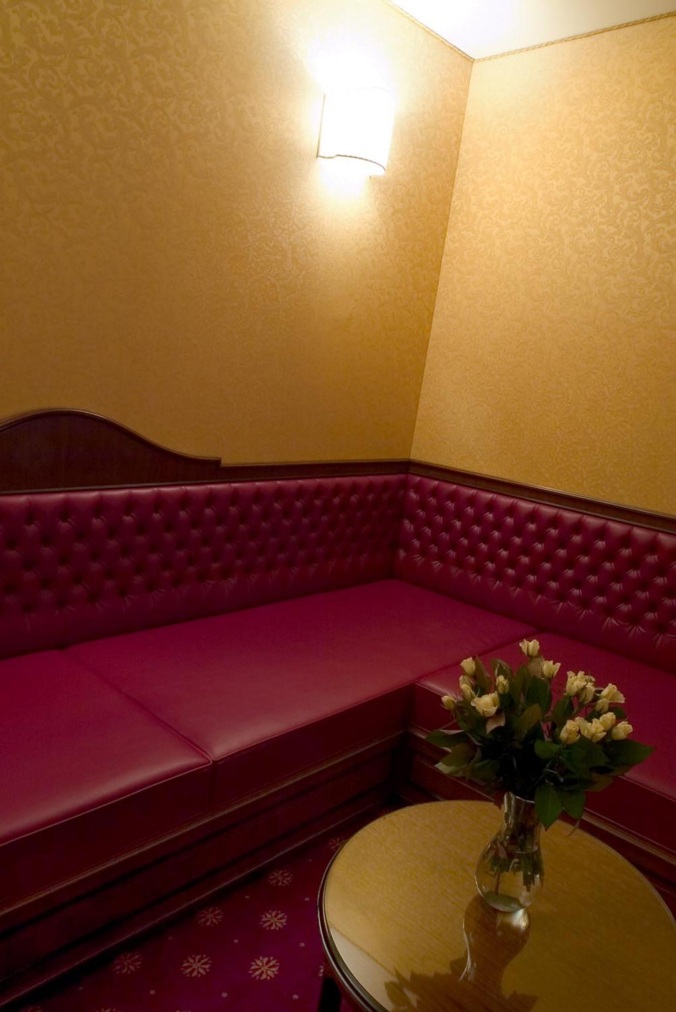 Hotel Maxim Peschiera Borromeo Zewnętrze zdjęcie