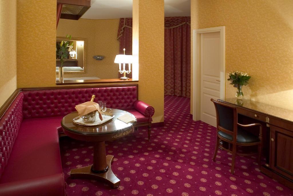 Hotel Maxim Peschiera Borromeo Pokój zdjęcie